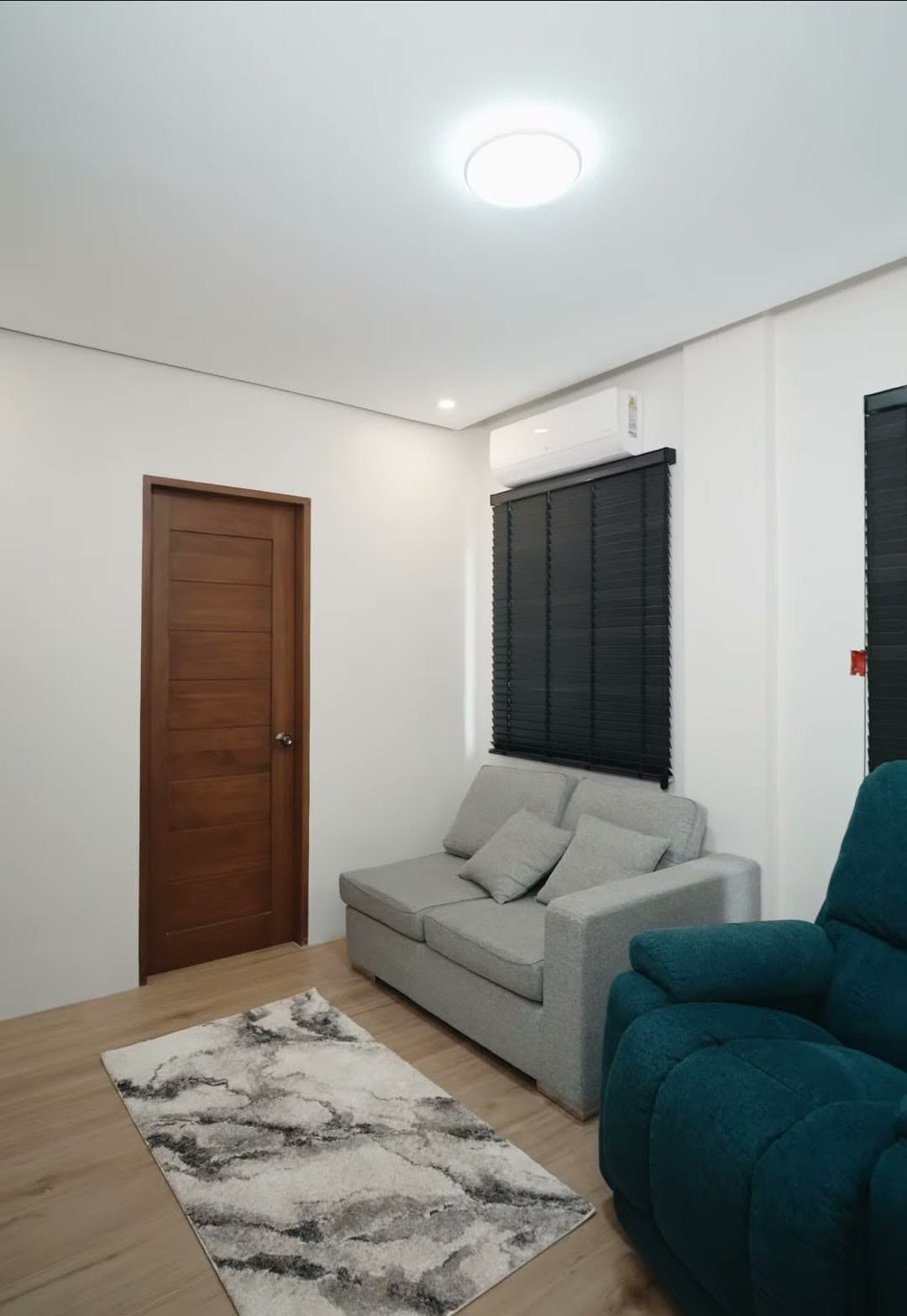 Upstairs lounge